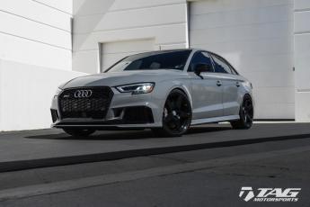 18' RS3 on HRE RS205M