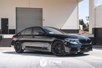 G30 M550i with TAG Blackout Package