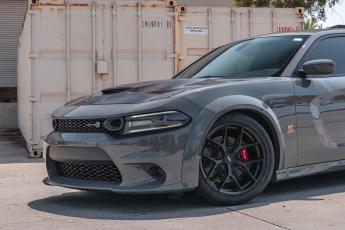 Charger Scat Pack on Vossen HF-5 Wheels