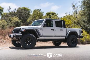 Gladiator Rubicon Lifted on FlowForm FT1s