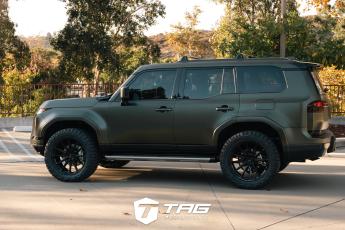 GX550 Lifted on Vossen HF6-1 Wheels