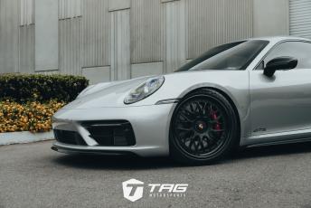 992 Carrera GTS on Brixton FR17 3-Piece Wheels