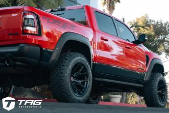 TRX on Vossen HF6-4 Wheels | AWE Exhaust