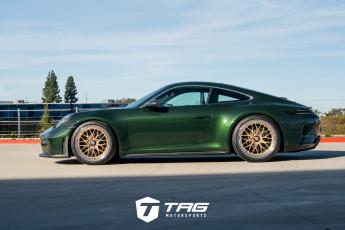 TAG 992.2 GT3 Touring on HRE 520 Wheels