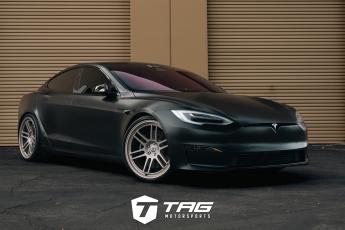 TAG Model S Plaid on HRE 312 GTS Wheels