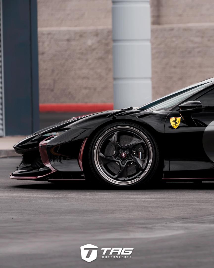 Ferrari SF90 XX Stradale on HRE 522 Forged Wheels