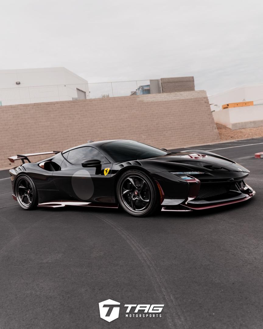 Ferrari SF90 XX Stradale on HRE 522 Forged Wheels