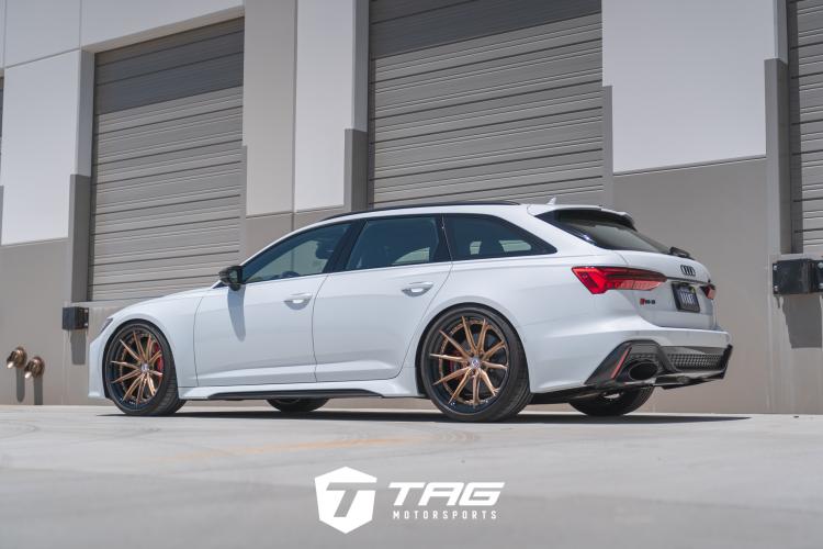 C8 RS6 with Milltek Exhaust on HRE S104SC