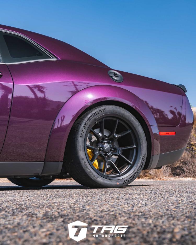 Challenger Jailbreak Lowered on Eibach Springs