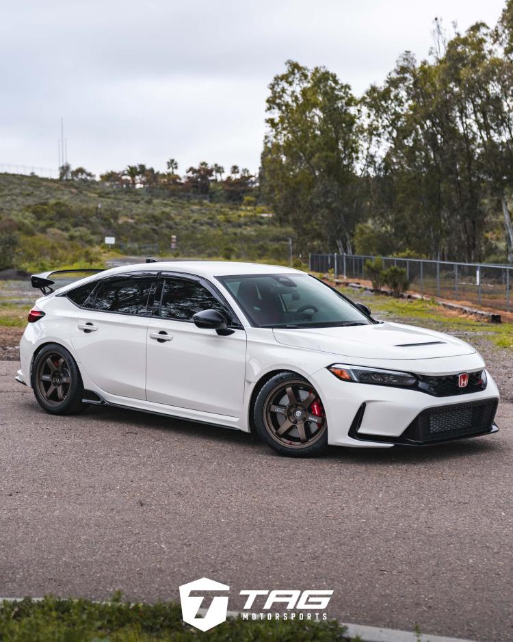 Lowered Honda Civic Type R