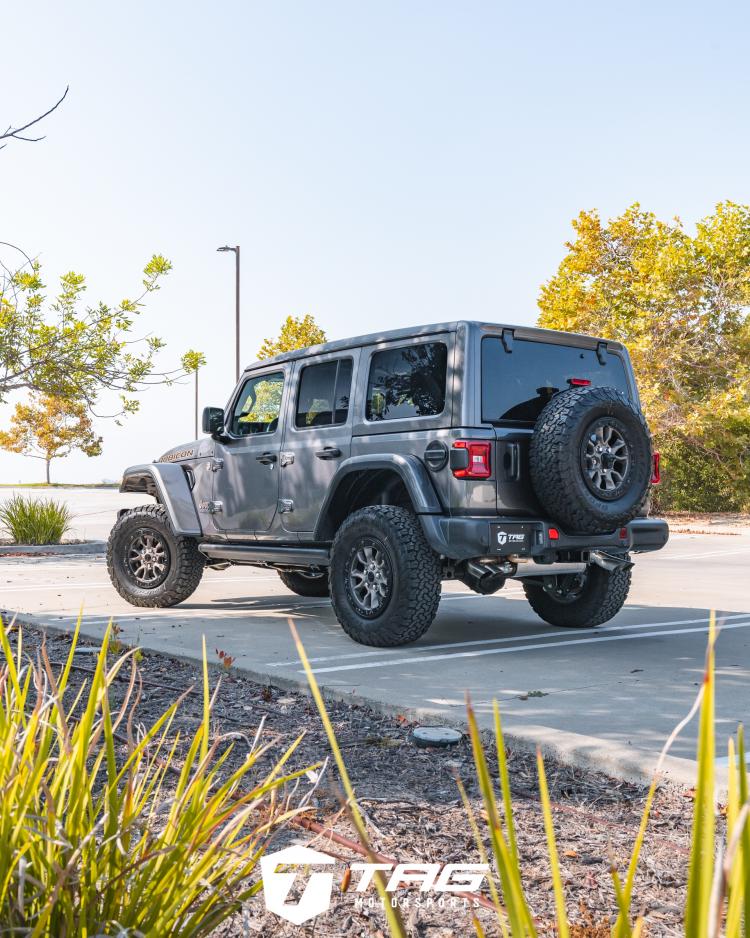 Total 72+ imagen jeep wrangler amp steps Abzlocal.mx