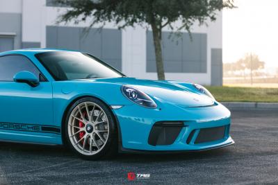 WELCOME TO THE 991 WORLD. A Porsche 991 Inspirational Post for current and future owners.