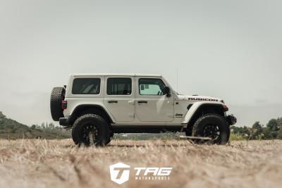 JEEP RUBICON WITH FUEL WHEELS AND COASTLINE PERFORMANCE PACKAGE!!